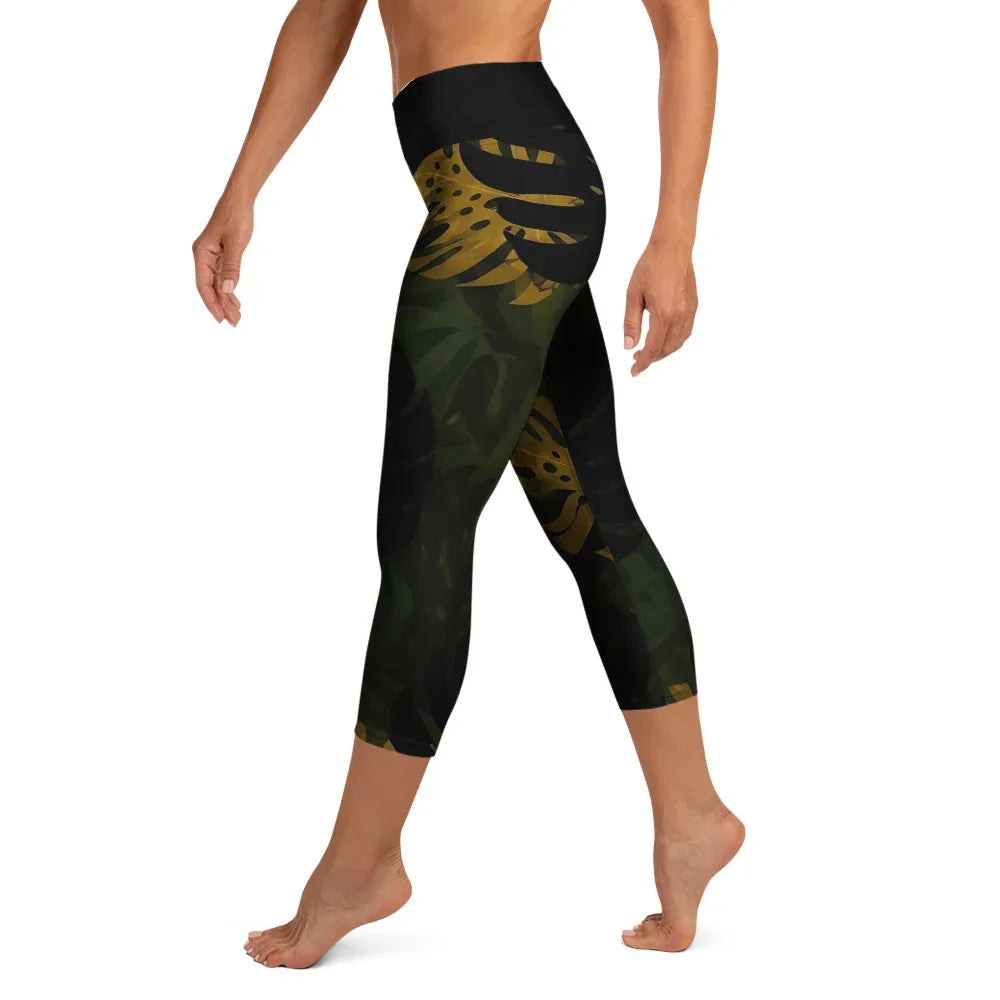 Yoga Capri Leggings Yoga Leggings AwRans Clothing all-over-print-yoga-capri-leggings-white-left-687db452eb2c1