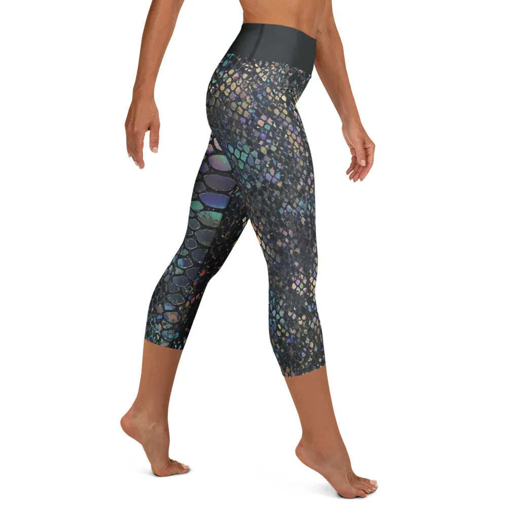 Yoga Capri Leggings Yoga Leggings AwRans Clothing all-over-print-yoga-capri-leggings-white-right-687b57d94f861