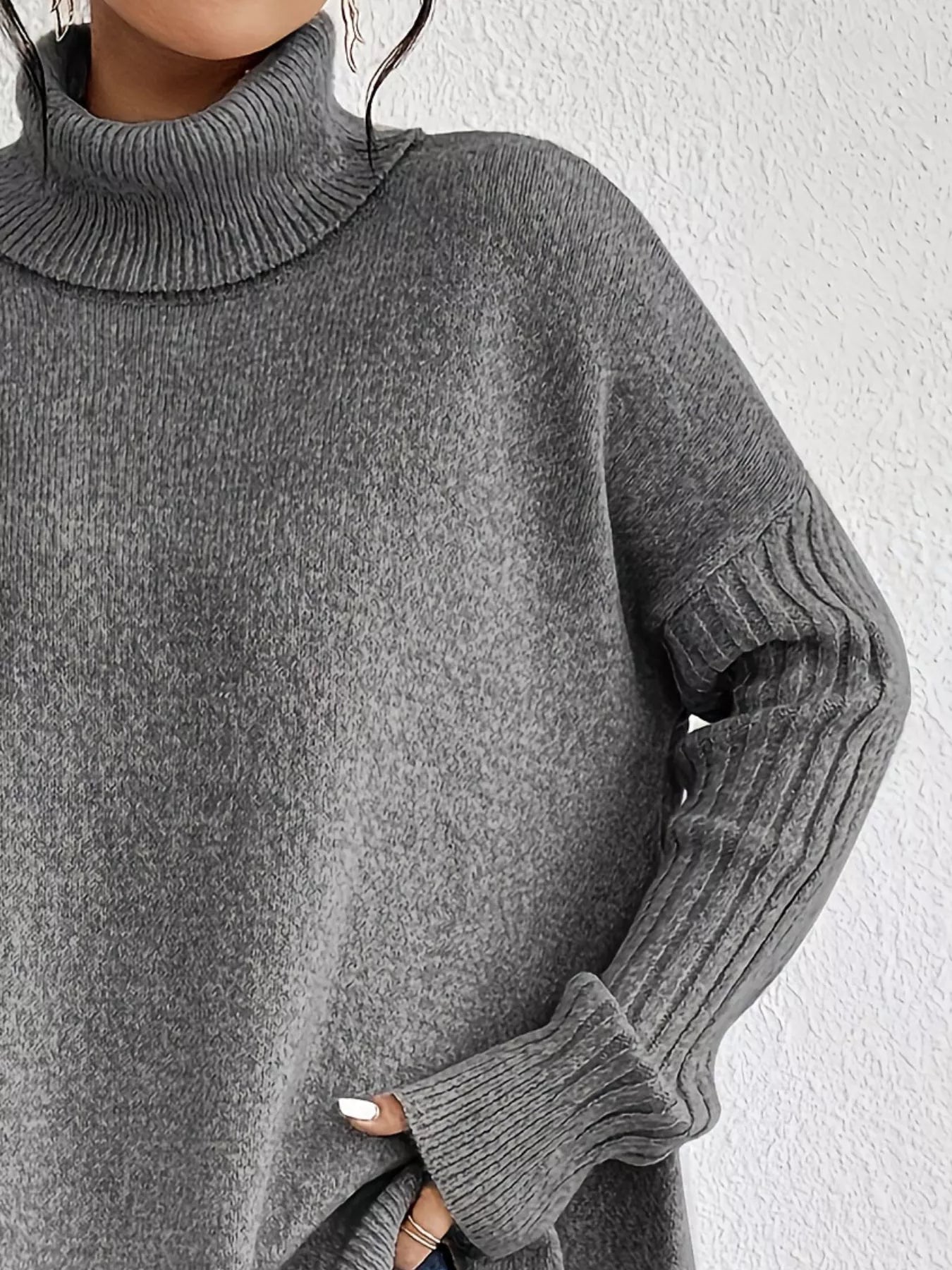Turtleneck High-Low Hem Sweater Sweater Trendsi bc1c3205-81e1-4b6e-bb88-d60aaece84a2-Max-Origin
